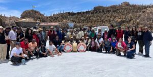 Descubre Tamarugal integró misión turística en Salar de Uyuni